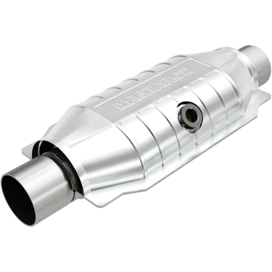 MagnaFlow Conv Univ 2.5 OBDII Rear Mid-Bed 02 - Burkken Auto Parts