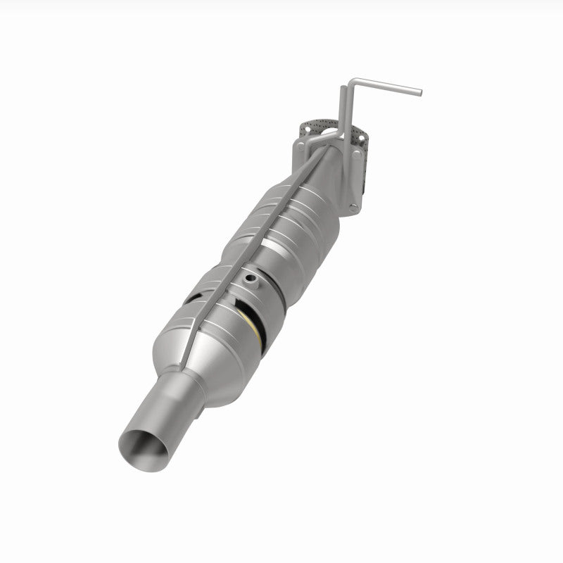 MagnaFlow 09-17 Ford F53 V10 6.8L Underbody Direct Fit Catalytic Converter - Burkken Auto Parts