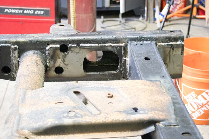 RustBuster 11-19 Chevy Silverado 2500HD/3500HD 6.5ft Bed Rear Frame Repair Kit - Right