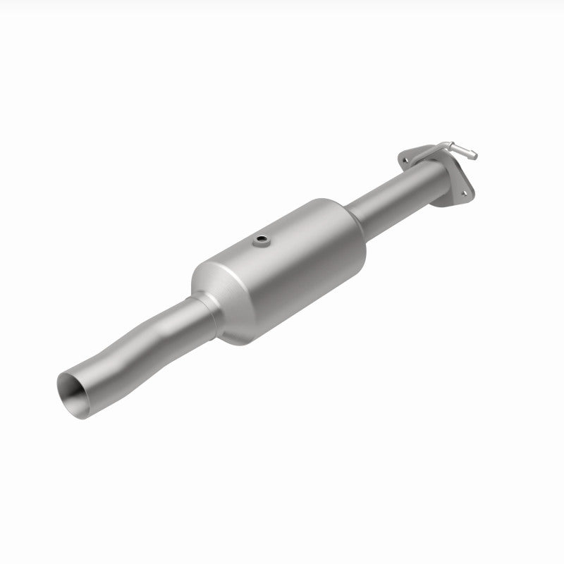 MagnaFlow 09-10 Ford F-550 Super Duty V10 6.8L Rear Underbody Direct Fit Catalytic Converter - Burkken Auto Parts