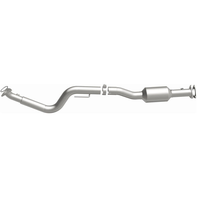 MagnaFlow 2009 Chevrolet Express 4500 V8 6.0L Right Underbody Catalytic Converter - Burkken Auto Parts
