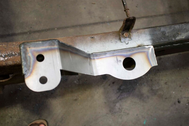 Rustbuster Cab And Bed Mount Right Side