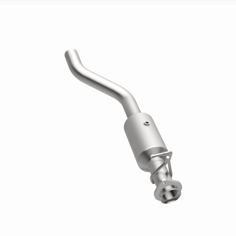 MagnaFlow 22-24 Ford F-650 V8 7.3L Underbody Direct Fit Catalytic Converter - Burkken Auto Parts