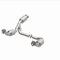 MagnaFlow 2021 Chevrolet Express 2500 4.3L Underbody Direct-Fit Catalytic Converter - Burkken Auto Parts