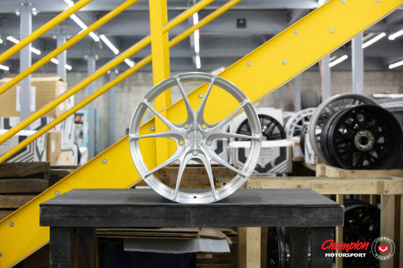 Vossen X Champion RS74 20X9 / ET52 / 5X130 / Brushed Gloss Clear Wheel / 981 GT4 - Front