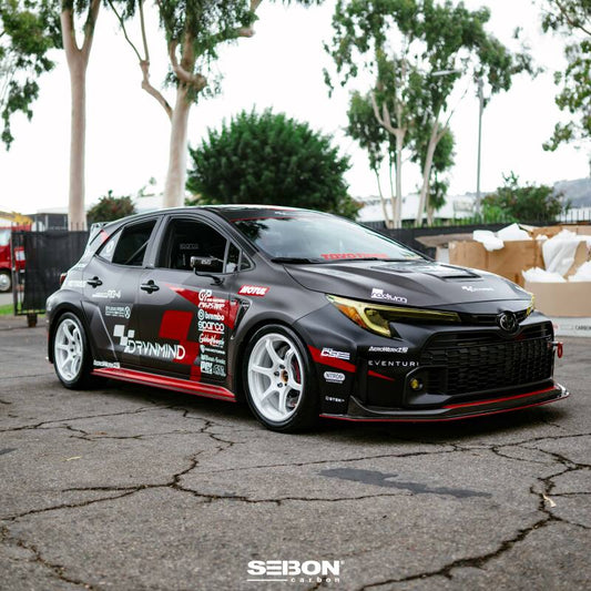 Seibon 2023 Toyota GR Corolla OE-Style Dry Carbon Fenders