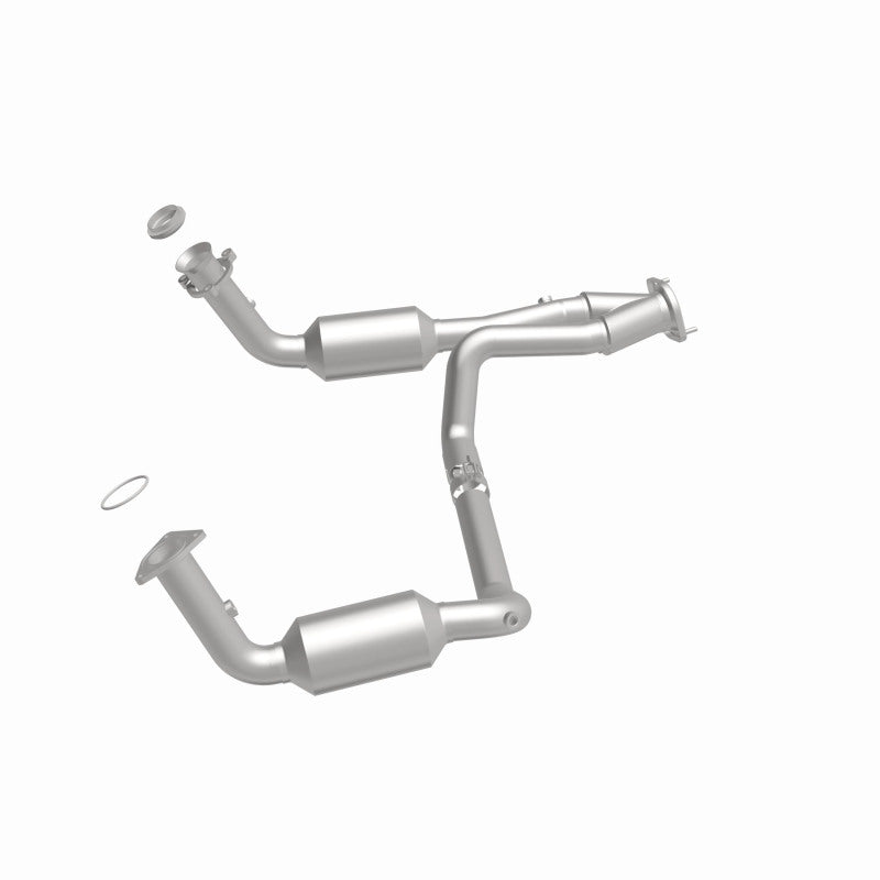 MagnaFlow Conv Direct Fit OEM 2005 GMC Sierra/Chevrolet Silverado 1500/Cadillac Escalade Underbody - Burkken Auto Parts