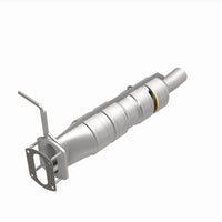 MagnaFlow 09-17 Ford F53 V10 6.8L Underbody Direct Fit Catalytic Converter - Burkken Auto Parts