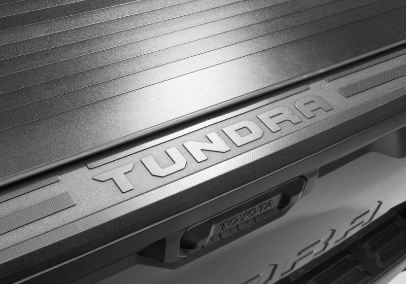 Retrax 24-25 Toyota Tacoma 5ft. Bed Retrax EQ - Burkken Auto Parts