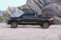 Fabtech 2022 Toyota Tundra 4WD Factory Rear Coils 3in UCA Sys w/Fr Dirt Logic 2.5 Resi C/O Rr Coil
