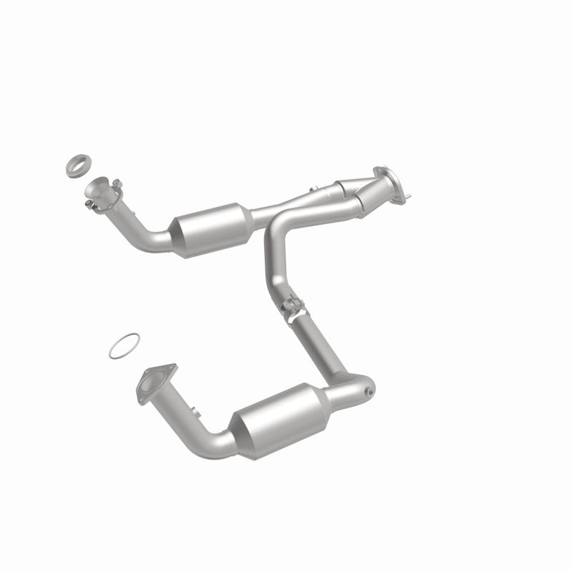 MagnaFlow Conv Direct Fit OEM 2005 GMC Sierra/Chevrolet Silverado 1500/Cadillac Escalade Underbody - Burkken Auto Parts