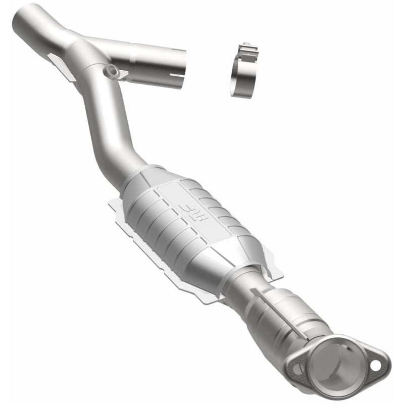 MagnaFlow Conv DF 97-98 Ford Trucks 5.4L - Burkken Auto Parts