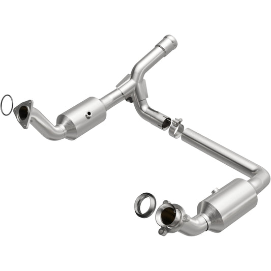Magnaflow 19-20 GMC Sierra 1500 Single Underbody 4.3L/5.3L Direct Fit Catalytic Converter - Burkken Auto Parts