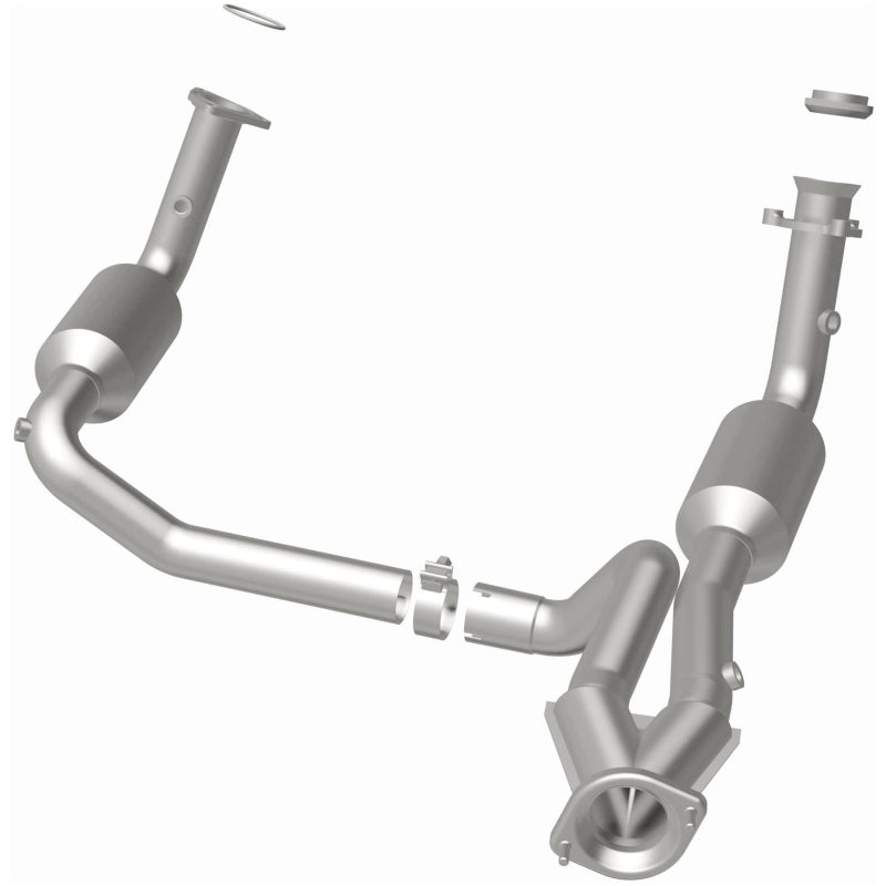 MagnaFlow Conv Direct Fit OEM 2005 GMC Sierra/Chevrolet Silverado 1500/Cadillac Escalade Underbody - Burkken Auto Parts