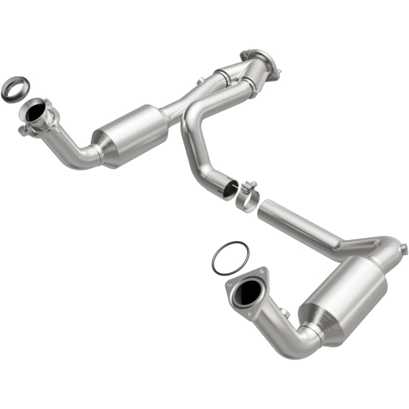 MagnaFlow Conv Direct Fit OEM 2005 GMC Sierra/Chevrolet Silverado 1500/Cadillac Escalade Underbody - Burkken Auto Parts