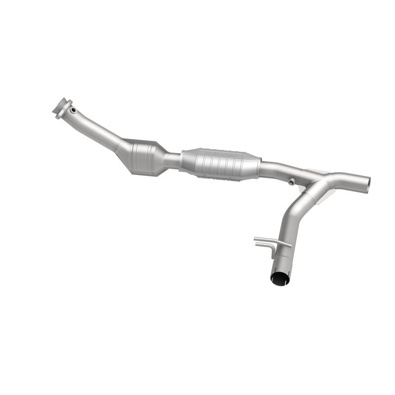 MagnaFlow Conv DF 99-00 Ford Trucks 5.4L - Burkken Auto Parts