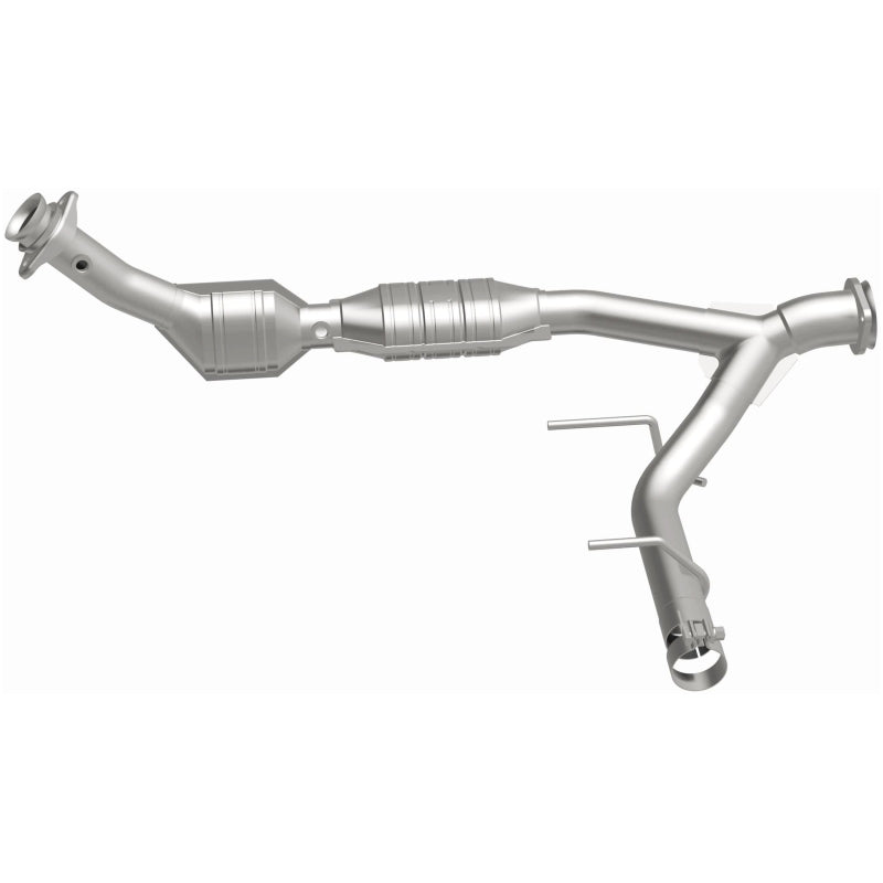 MagnaFlow Conv DF 03-04 Ford Expedition 5.4L V8 Passenger Side - Burkken Auto Parts