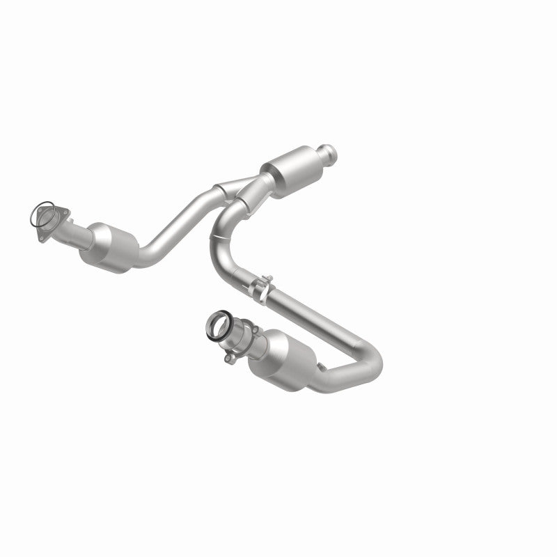 Magnaflow 14-15 Chevrolet Silverado 1500 Underbody 4.3L / 5.3L Direct-Fit Catalytic Converter - Burkken Auto Parts