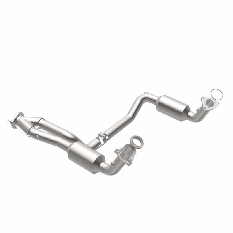 MagnaFlow Conv Direct Fit OEM 2005 GMC Sierra/Chevrolet Silverado 1500/Cadillac Escalade Underbody - Burkken Auto Parts