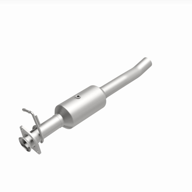 MagnaFlow 16-19 Ford F-650 V10 6.8L Underbody Direct Fit Catalytic Converter - Burkken Auto Parts
