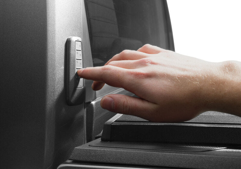 Retrax 2024 Ford F-150 SuperCrew/Super Cab 5.5ft. Bed Retrax EQ - Burkken Auto Parts