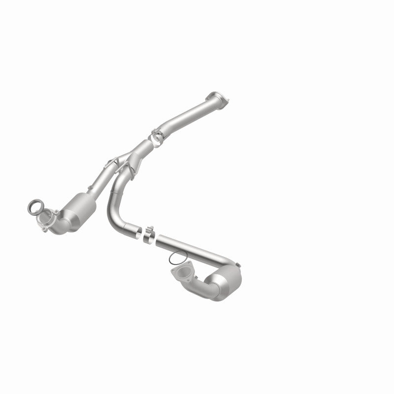 Magnaflow 04-05 Chevrolet Express 1500 5.3L Direct Fit Converter - Burkken Auto Parts