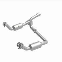 Magnaflow 19-20 GMC Sierra 1500 Single Underbody 4.3L/5.3L Direct Fit Catalytic Converter - Burkken Auto Parts