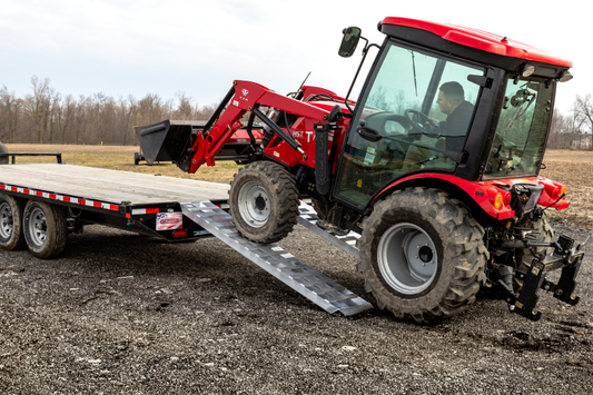 Gen-Y Extreme-Duty 6ft Aluminum Loading Ramps 15in x 72in 5K Capacity Per Ramp - Pair