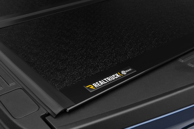 BAK 15-20 Ford F-150 6ft 6in Bed BAKFlip FiberMax - Burkken Auto Parts