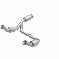 MagnaFlow 2021 Chevrolet Express 2500 4.3L Underbody Direct-Fit Catalytic Converter - Burkken Auto Parts