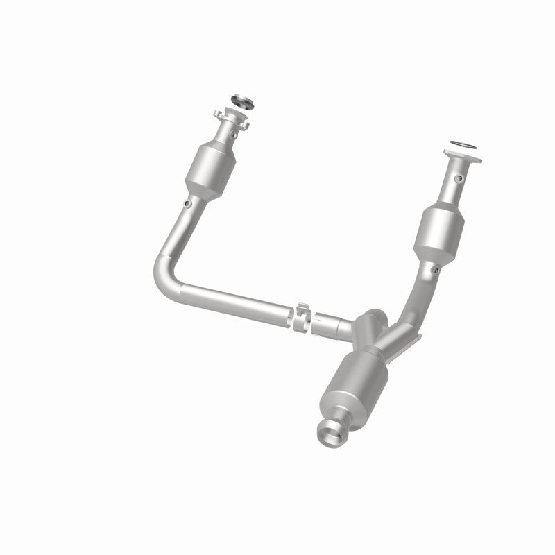 Magnaflow 14-15 Chevrolet Silverado 1500 Underbody 4.3L / 5.3L Direct-Fit Catalytic Converter - Burkken Auto Parts