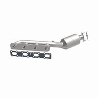 MagnaFlow Direct-Fit SS Catalytic Converter 04-06 Nissan Titan 5.6L V8 (California) - Burkken Auto Parts