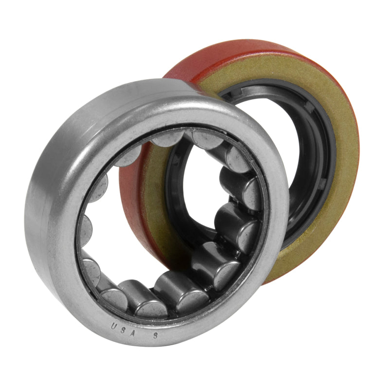 Yukon Gear R1563TAV Axle Bearing and Seal Kit / Torringtonbrand / 2.250in OD / 1.400in ID - Burkken Auto Parts