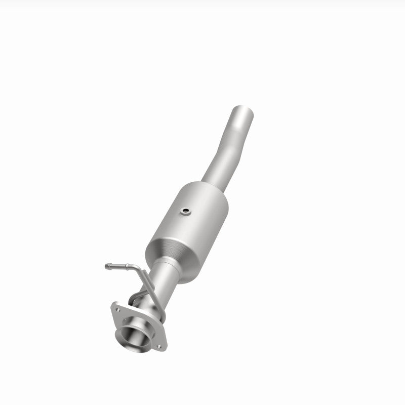 MagnaFlow 16-19 Ford F-650 V10 6.8L Underbody Direct Fit Catalytic Converter - Burkken Auto Parts