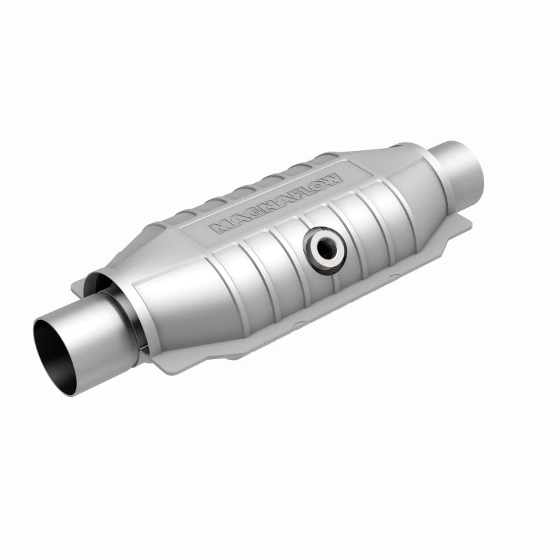 MagnaFlow Conv Univ 2.5 OBDII Rear Mid-Bed 02 - Burkken Auto Parts