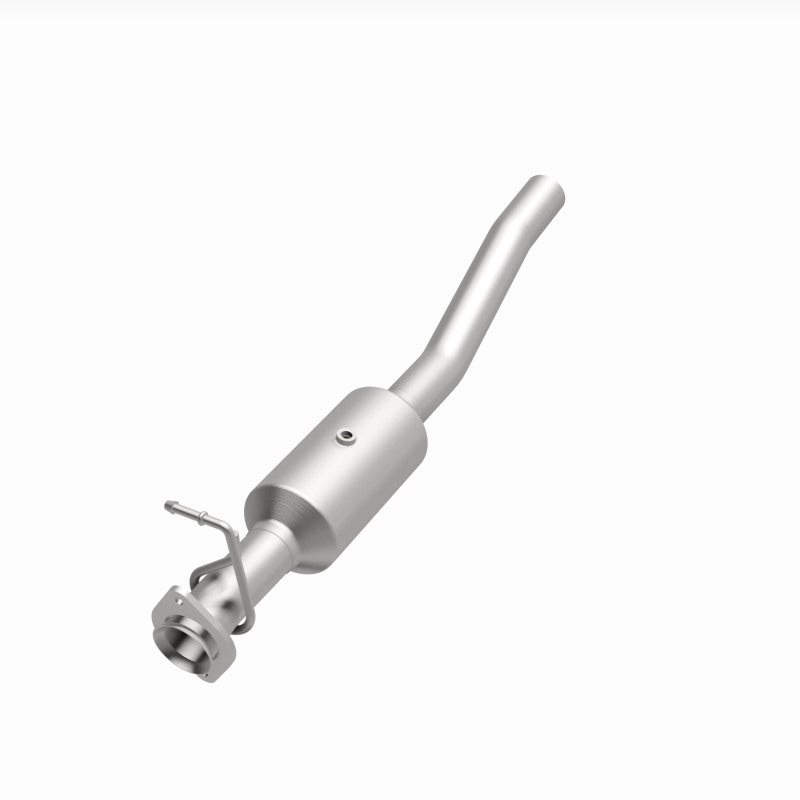 MagnaFlow 16-19 Ford F-53 V10 6.8L Underbody Direct-Fit Catalytic Converter - Burkken Auto Parts