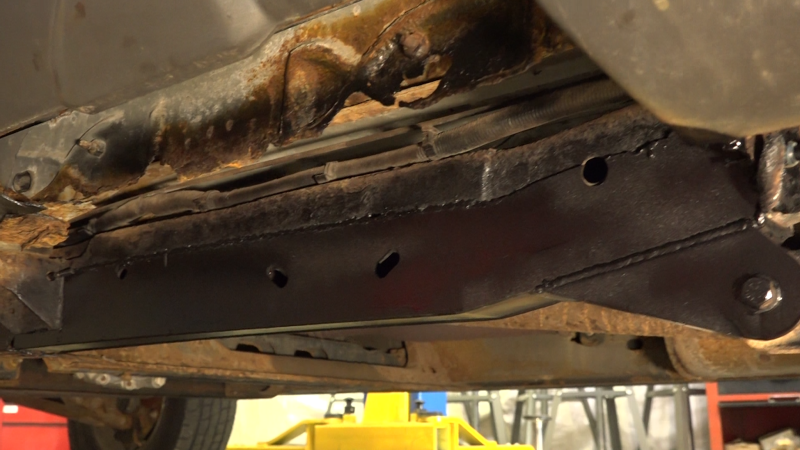 Rust Buster Avalanche/Suburban/Yukon Center Frame Repair Kit - Right