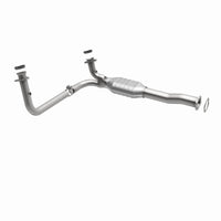 MagnaFlow Converter Direct Fit California Grade 96-99 GM K/C 1500/2500 5.0L V8/4.3L V6 - Burkken Auto Parts