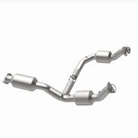MagnaFlow 2021 Chevrolet Express 2500 4.3L Underbody Direct-Fit Catalytic Converter - Burkken Auto Parts