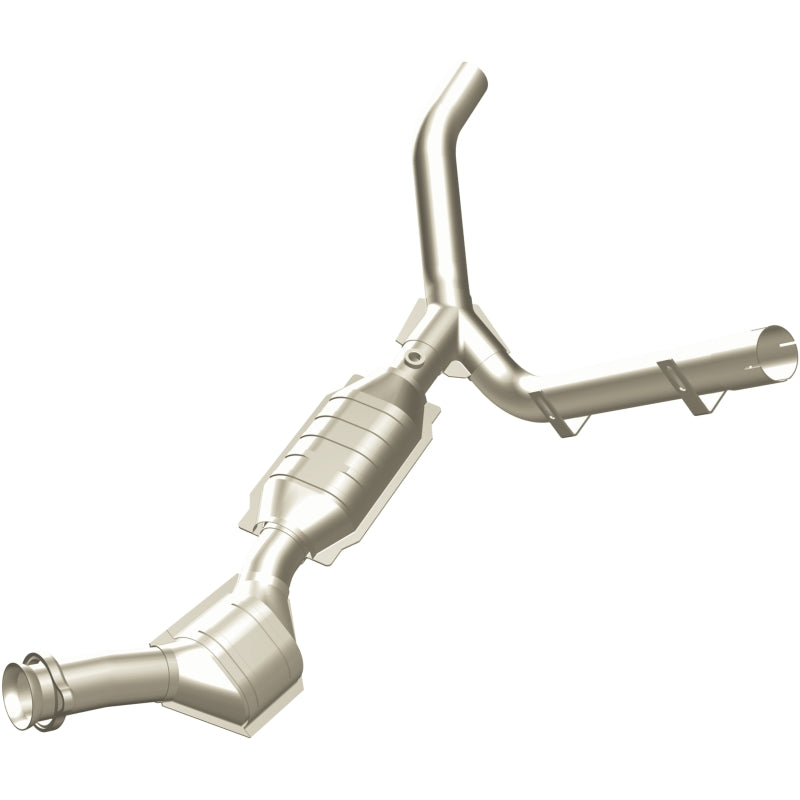 MagnaFlow Conv DF 97-98 Ford F-150 4.6L - Burkken Auto Parts