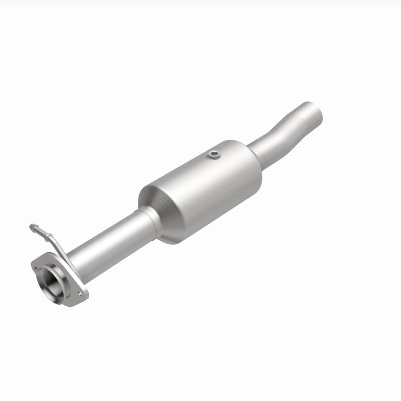 MagnaFlow 09-10 Ford F-550 Super Duty V10 6.8L Rear Underbody Direct Fit Catalytic Converter - Burkken Auto Parts