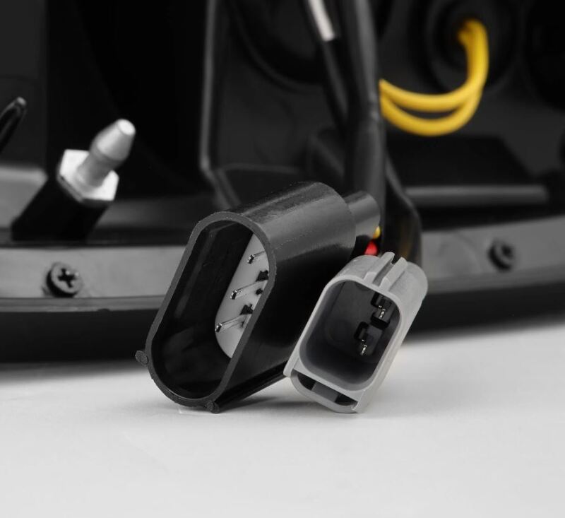 AlphaRex 97-03 Ford F150 / 99-16 Ford F250/F350/F450/F550 LUXX-Series LED Tail Lights - Black/Red - Burkken Auto Parts