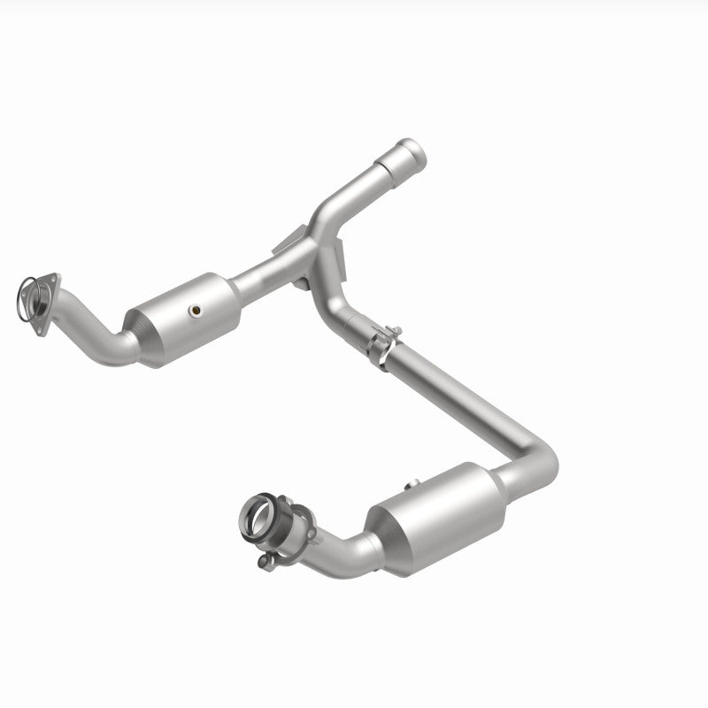 Magnaflow 19-20 GMC Sierra 1500 Single Underbody 4.3L/5.3L Direct Fit Catalytic Converter - Burkken Auto Parts