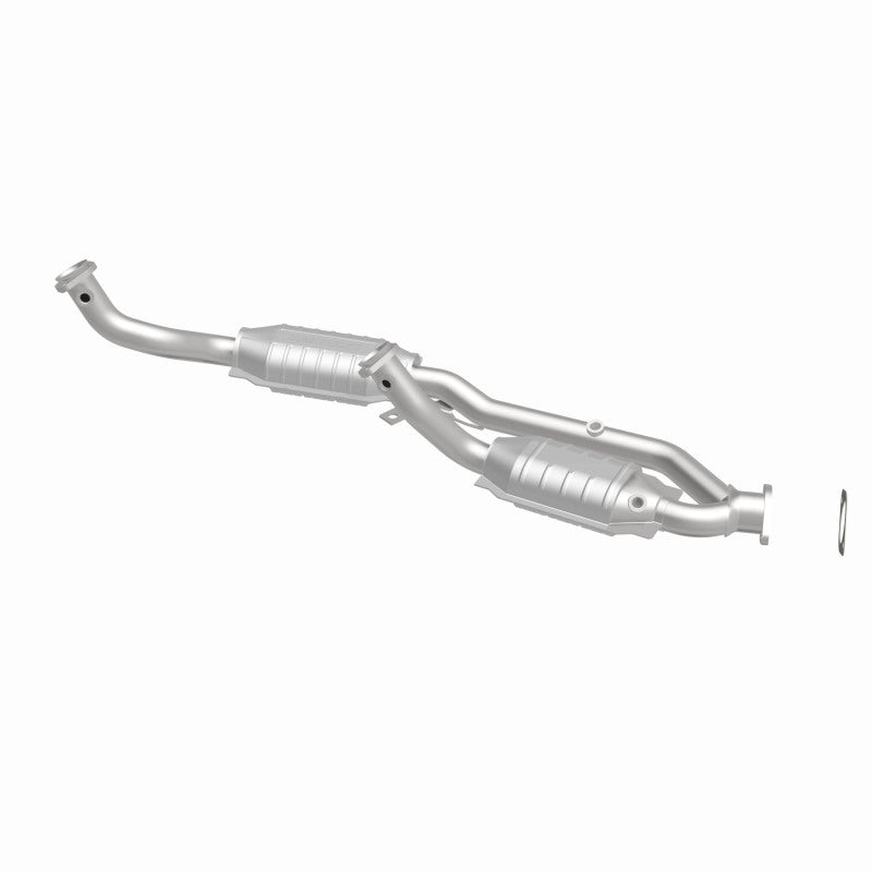 Magnaflow 99-00 Ford Windstar 3.0L Direct Fit Converter - Burkken Auto Parts