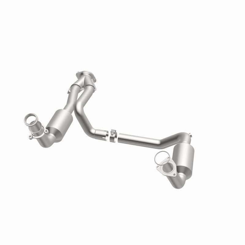 MagnaFlow Conv Direct Fit OEM 2005 GMC Sierra/Chevrolet Silverado 1500/Cadillac Escalade Underbody - Burkken Auto Parts