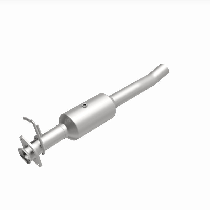 MagnaFlow 16-19 Ford F-650 V10 6.8L Underbody Direct Fit Catalytic Converter - Burkken Auto Parts