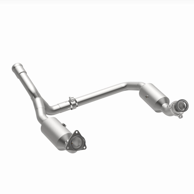 Magnaflow 19-20 GMC Sierra 1500 Single Underbody 4.3L/5.3L Direct Fit Catalytic Converter - Burkken Auto Parts
