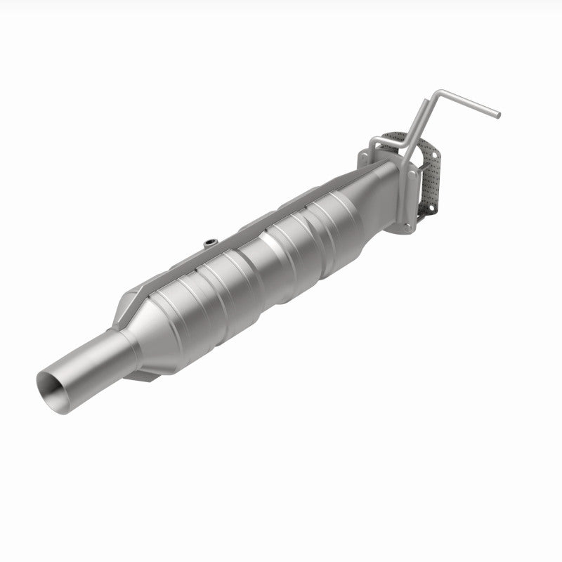 MagnaFlow 09-19 Ford F53 V10 6.8L Underbody 6.8L Direct Fit Catalytic Converter - Burkken Auto Parts
