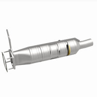 MagnaFlow 09-17 Ford F53 V10 6.8L Underbody Direct Fit Catalytic Converter - Burkken Auto Parts