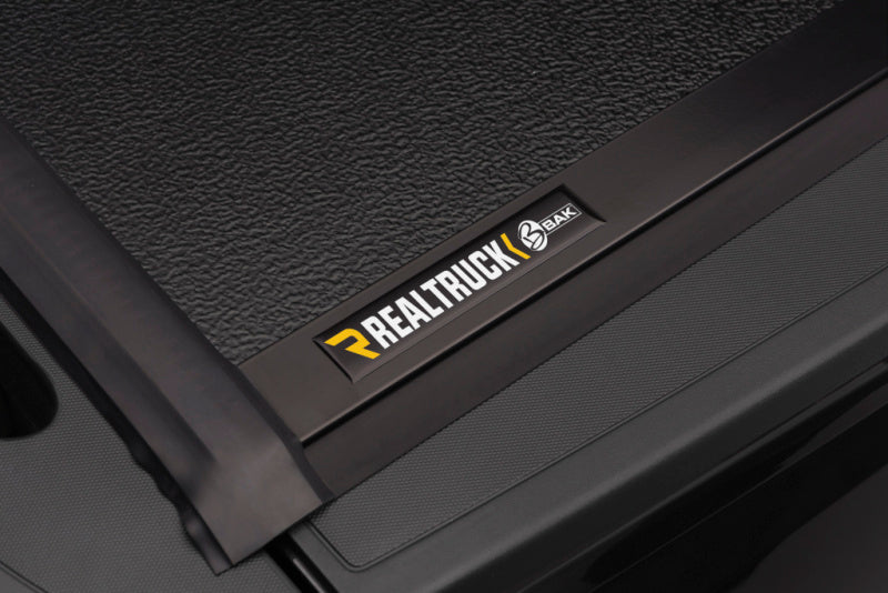 BAK 14-18 Chevy Silverado 1500 / 15-20 Chevy Silverado 2500/3500 6ft 6in Bed BAKFlip G2 - Burkken Auto Parts